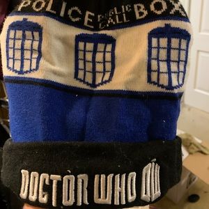 Doctor Who winter hat